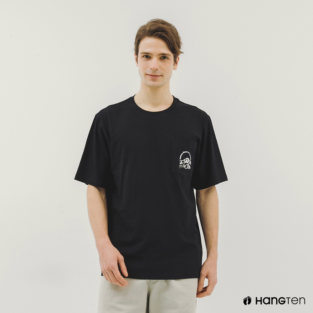 Hang Ten-男裝-純棉台灣山岳印花口袋短袖T恤-黑