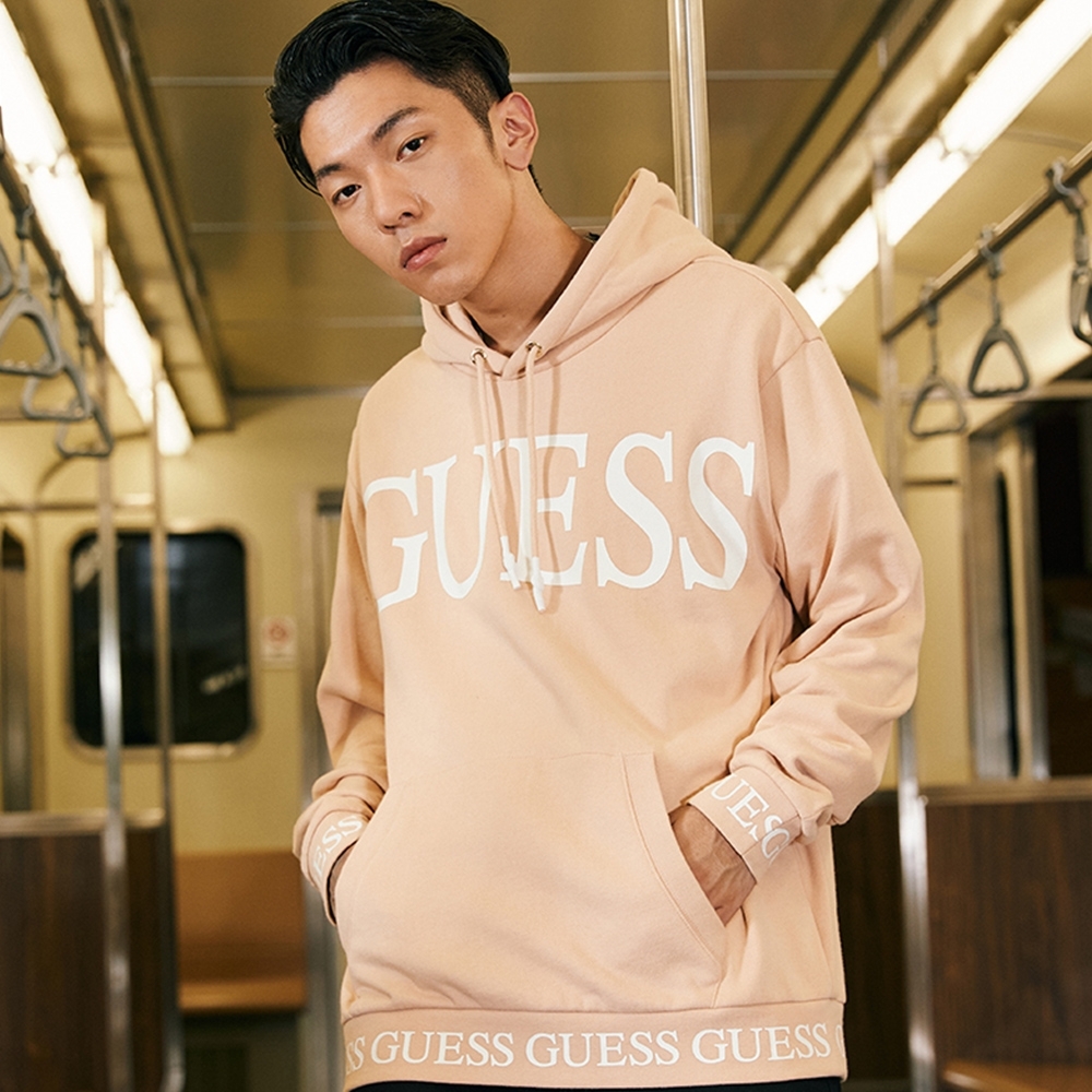 GUESS-男女同款-字母LOGO印花長袖帽T-奶茶色 原價2790