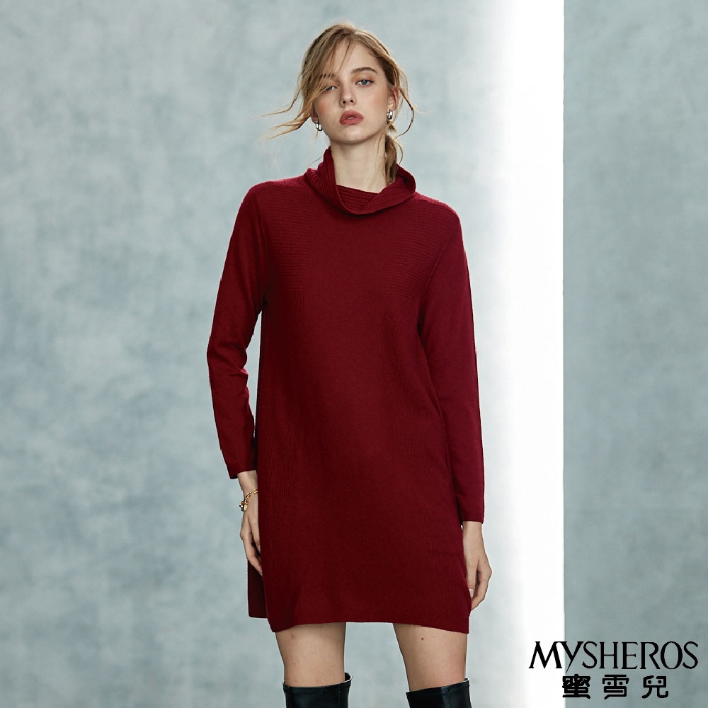 【MYSHEROS蜜雪兒】質感高領堆堆領素色羊毛針織短洋裝-紅