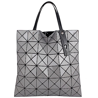 ISSEY MIYAKE 三宅一生BAOBAO跳色背帶三角方格6x6透光手提包(灰色)