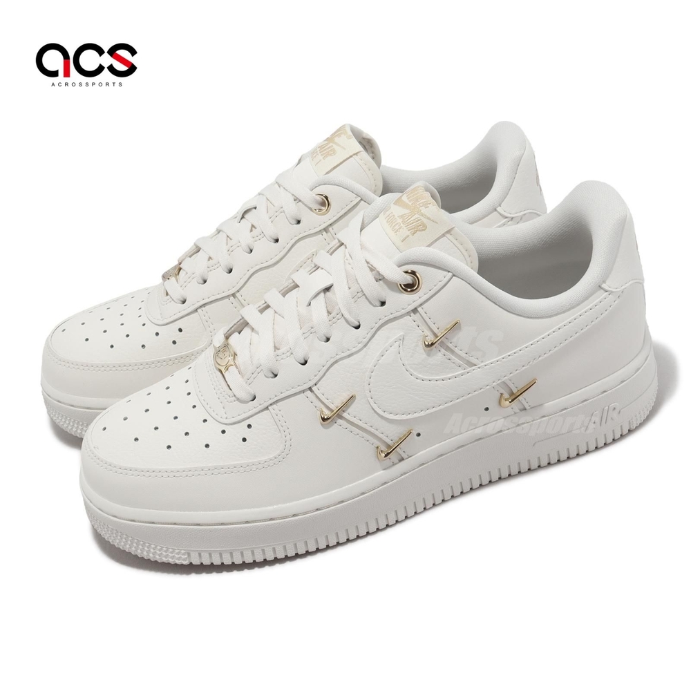 Nike 休閒鞋 Wmns Air Force 1 07 LX 米白 金屬勾勾 女鞋 炫雅 AF1 FV3654-111