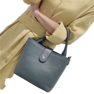 米蘭精品 手提包真皮側背包-牛皮百搭大容量氣質女包包情人節生日禮物4色73yc20