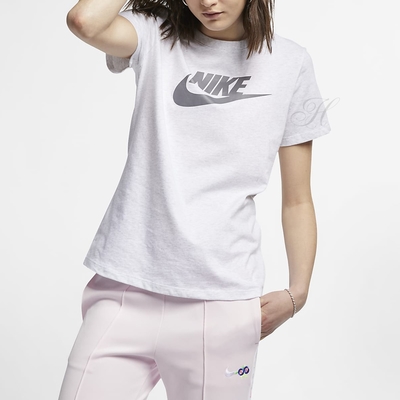 NIKE 耐吉 上衣 女款 短袖上衣 運動 亞麻灰 BV6170-051 AS W NSW TEE ESSNTL ICON FUTUR