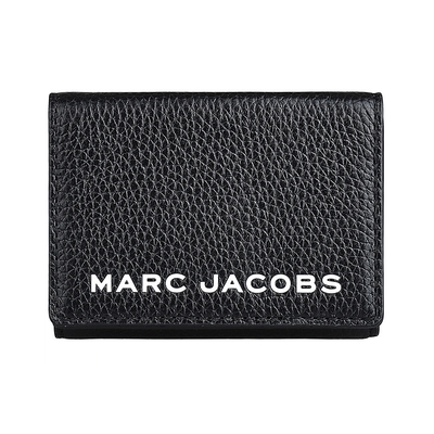 MARC JACOBS THE BOLD白字LOGO牛皮6卡釦式三折短夾(黑)