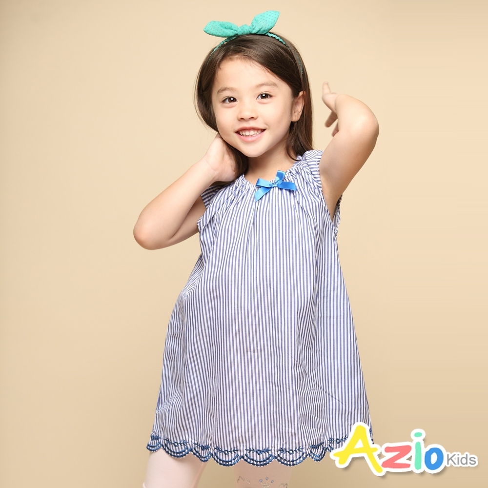 Azio Kids 女童 上衣 領口鬆緊下擺刺繡細條紋長版短袖上衣(藍)