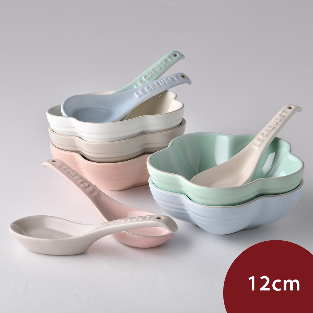 Le Creuset 花蕾系列 花形深盤 12cm 含中式湯匙組 5入 花漾粉/肉豆蔻/棉花白/晴空藍/甜薄荷