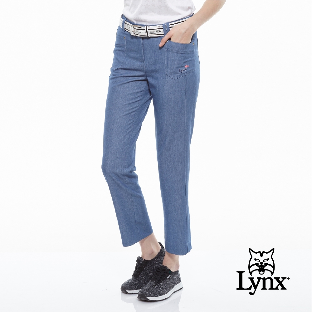 【Lynx Golf】女款彈性舒適金蔥牛仔紋路直筒休閒九分褲-淺藍色