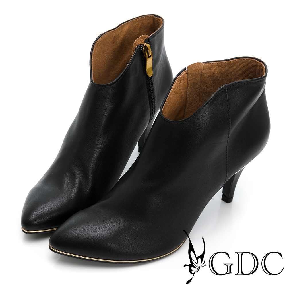 (時尚美靴)GDC-真皮歐美質感極簡風時尚尖頭細跟踝短靴-黑色