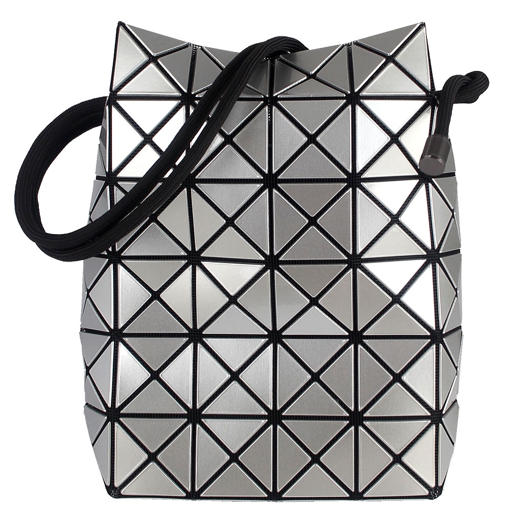 ISSEY MIYAKE 三宅一生 BAOBAO 銀色三角格6x6拉繩肩背/斜背小型水桶包