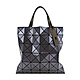 ISSEY MIYAKE 三宅一生 BAOBAO 壓紋質感 6X6手提包-炭灰 product thumbnail 1