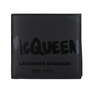 ALEXANDER McQUEEN GRAFFITI光亮黑塗鴉字母LOGO小牛皮8卡對折短夾(黑)