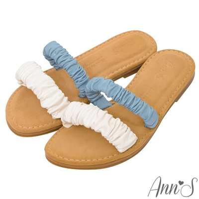 Ann’S水洗牛皮-雙色抓皺寬腳友善圓頭涼鞋-藍(版型偏小)