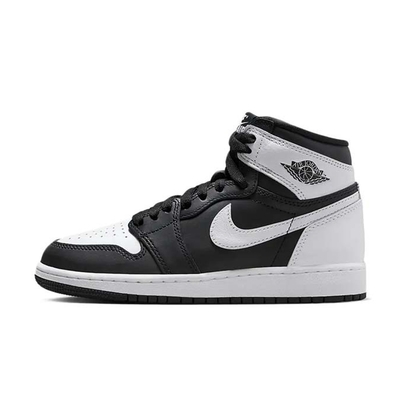 【NIKE 耐吉】休閒鞋 AIR JORDAN 1 RETRO HIGH OG GS BLACK WHITE 黑白 大童 FD1437-010