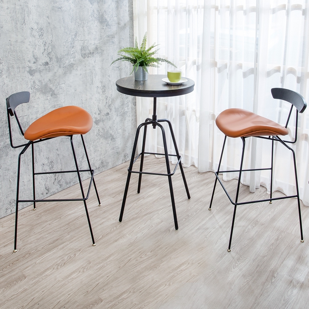 Boden-奧瑪工業風皮革吧台椅+旋轉升降吧台桌組合(一桌二椅)-55x55x105cm