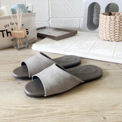 iSlippers 風格系列-輕色皮質室內拖鞋