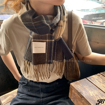 【JC Collection】韓國時尚保暖絨布經典格子流蘇圍巾(棕色)