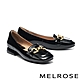 低跟鞋 MELROSE 美樂斯 復古時尚金屬造型釦牛漆皮樂福方頭低跟鞋－黑 product thumbnail 1