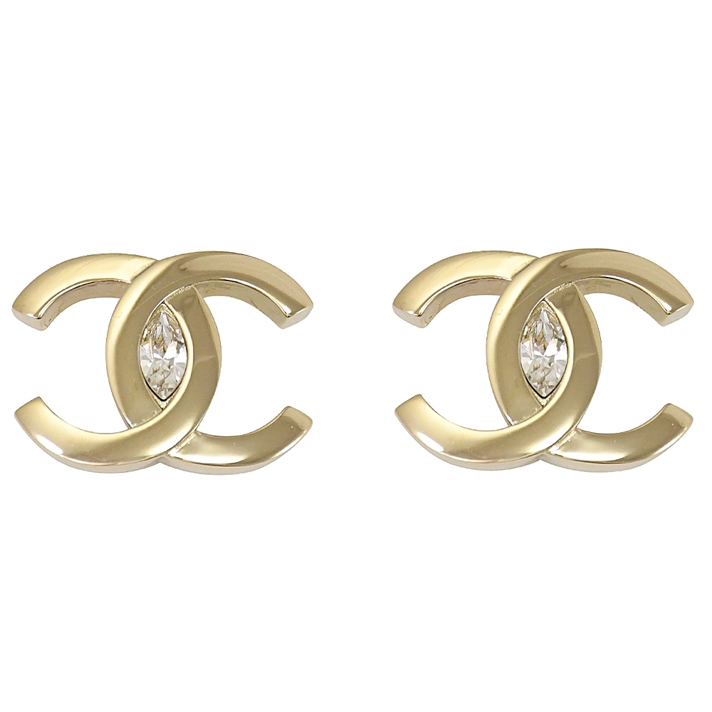 CHANEL 簡約CC LOGO造型水鑽鑲嵌貼耳針式耳環(淡金)