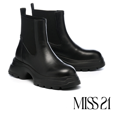 短靴 MISS 21 未來潮感異材質拼接切爾西大頭厚底短靴－黑