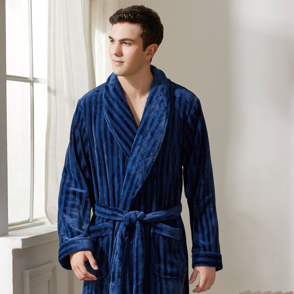 華歌爾睡衣-家居系列 M-LL男士法蘭絨直條絲瓜領外袍(皇室藍) LRZ95633K1