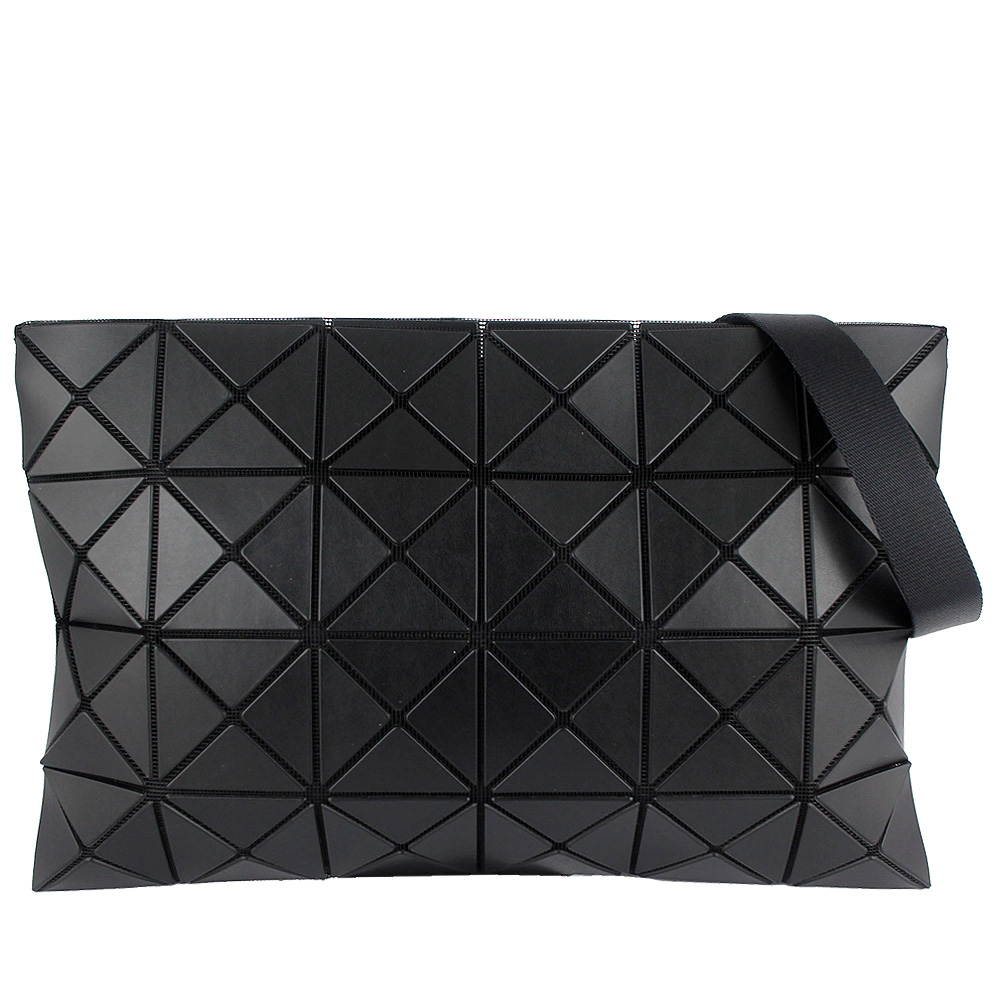 ISSEY MIYAKE 三宅一生BAOBAO皮質方格4x6斜背包(黑/大)