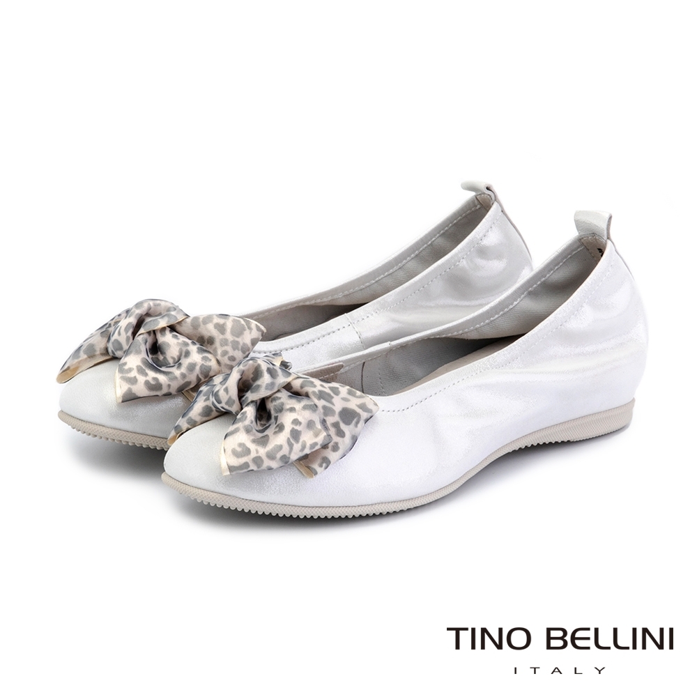 Tino Bellini珍珠光感豹紋蝴蝶結內增高平底鞋_白