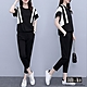 JILLI-KO 兩件套黑白條紋寬鬆時尚休閒運動套裝- 黑色 product thumbnail 1