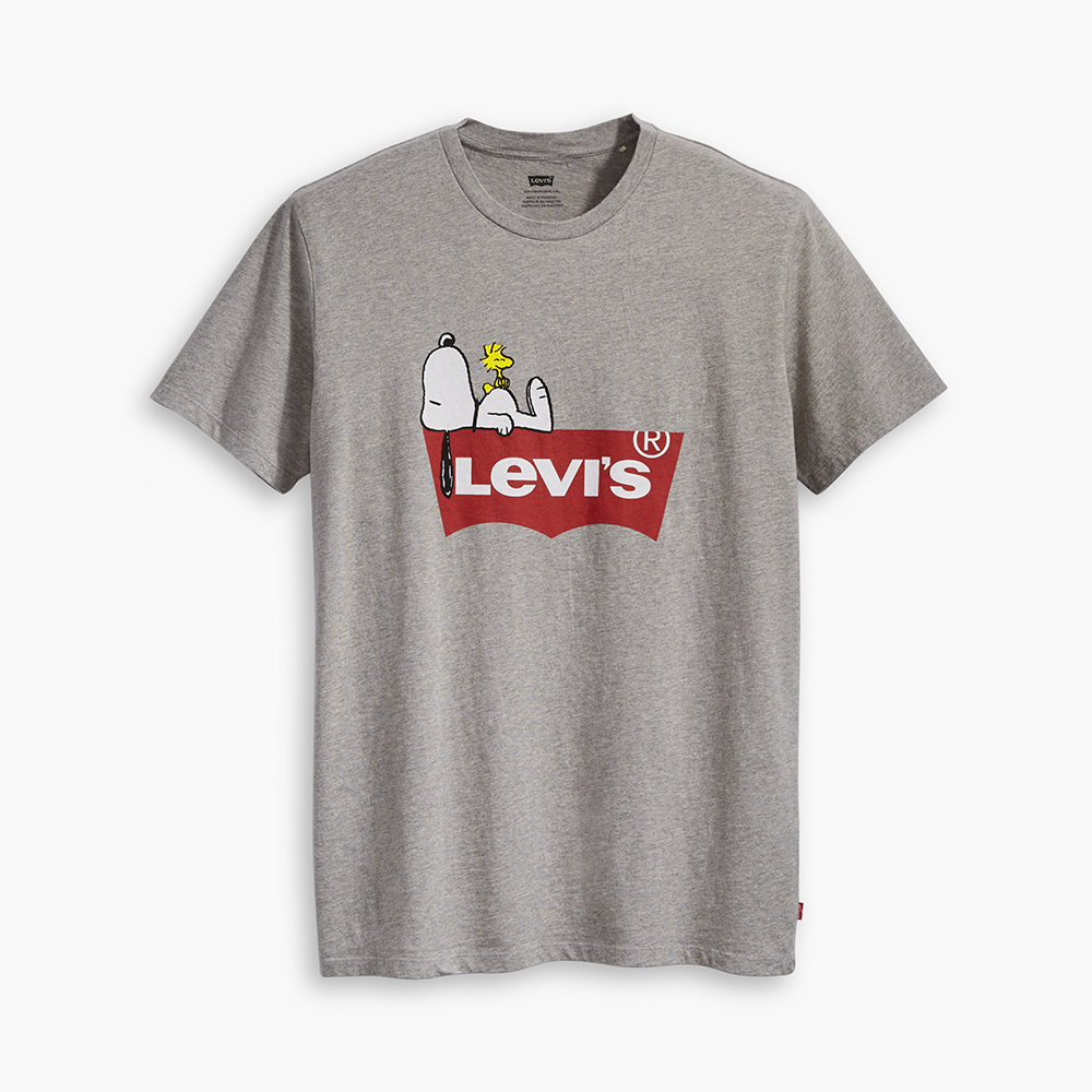 levi t shirt with snoopy