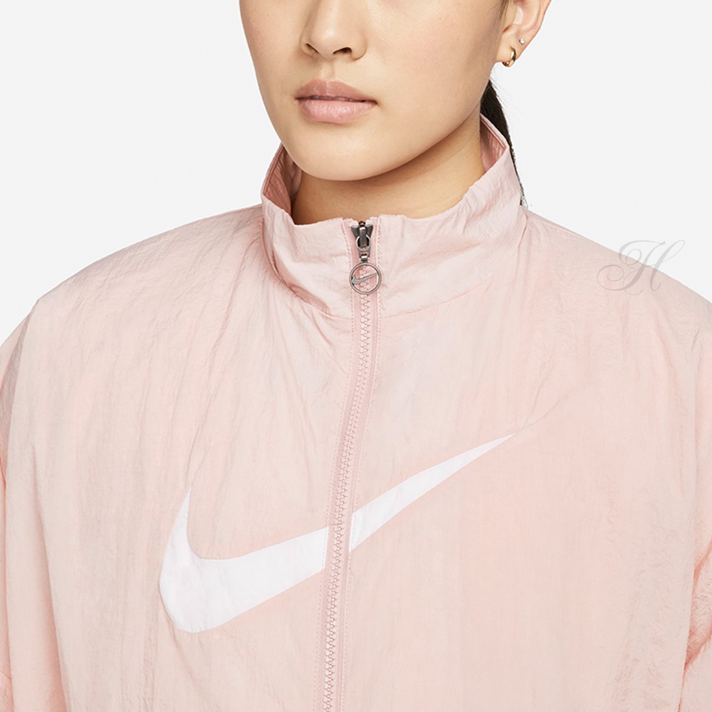 Nike AS W NSW ESSNTL WVN JKT HBR [DM6182-601] 女外套立領運動粉白, NIKE