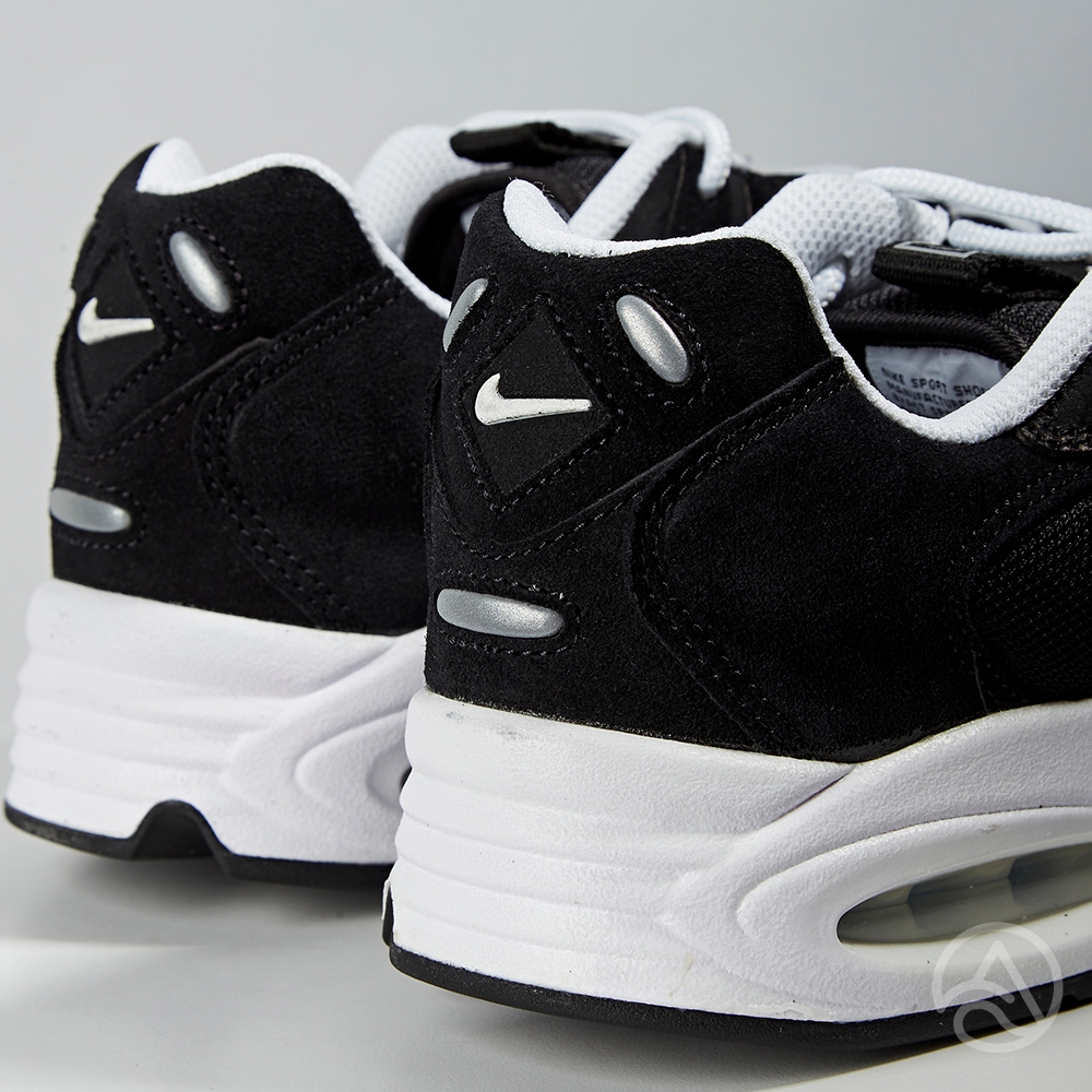 Nike Air Max Triax LE 男鞋兩色復古氣墊舒適避震簡約休閒鞋CT0171-002