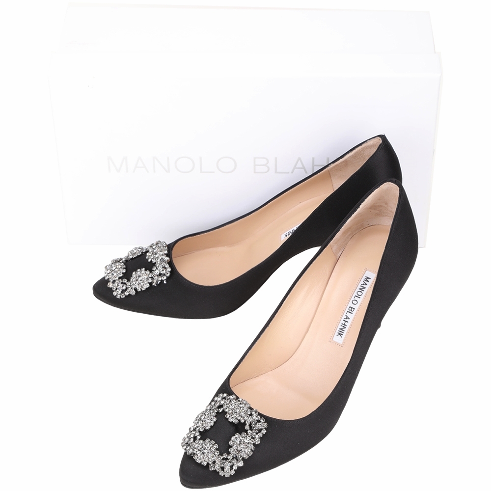 Manolo Blahnik Hangisi 鑽花方框飾緞面尖頭高跟鞋(黑色) | 精品服飾