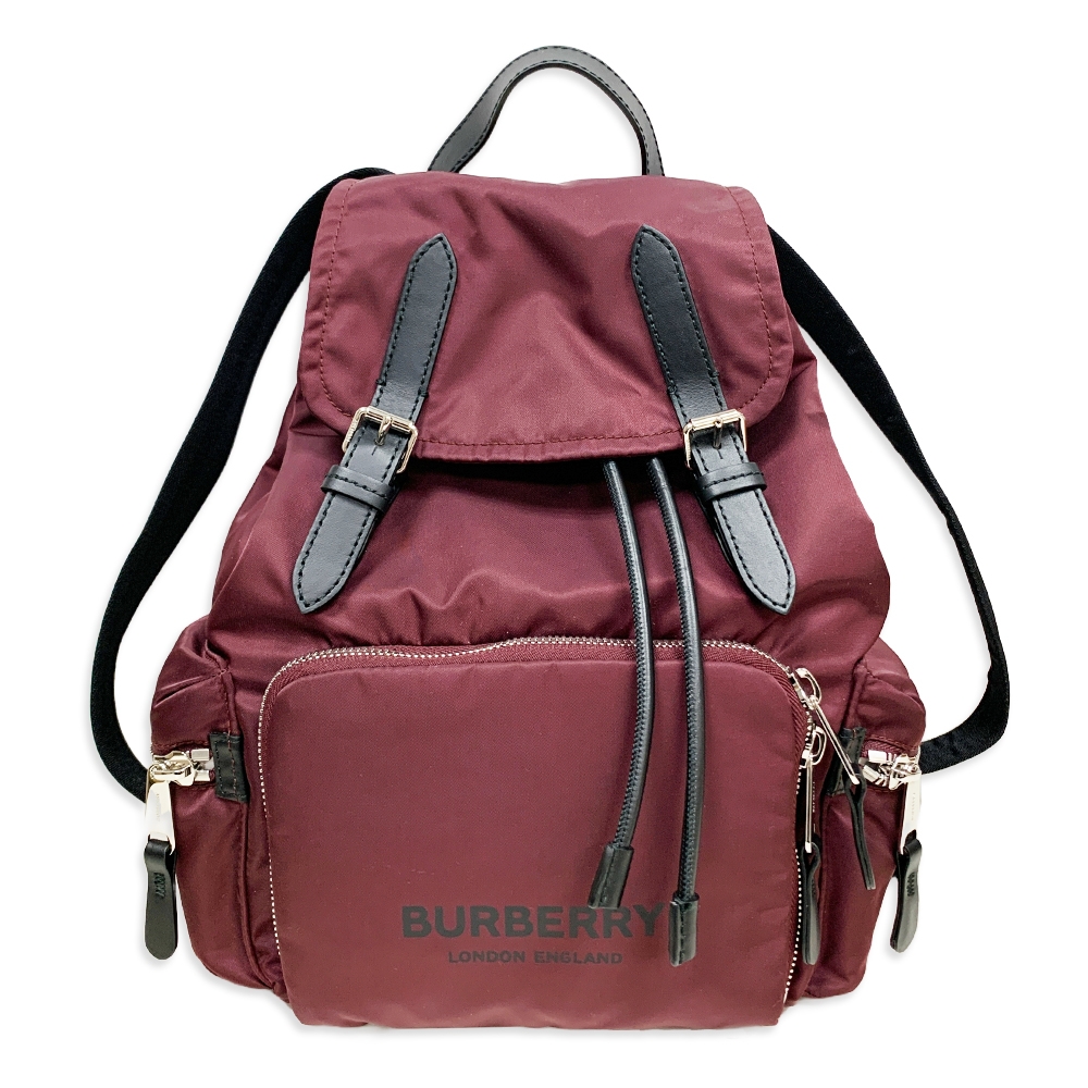 BURBERRY 經典Rucksack 品牌印字尼龍中型扣式後背包 酒紅色