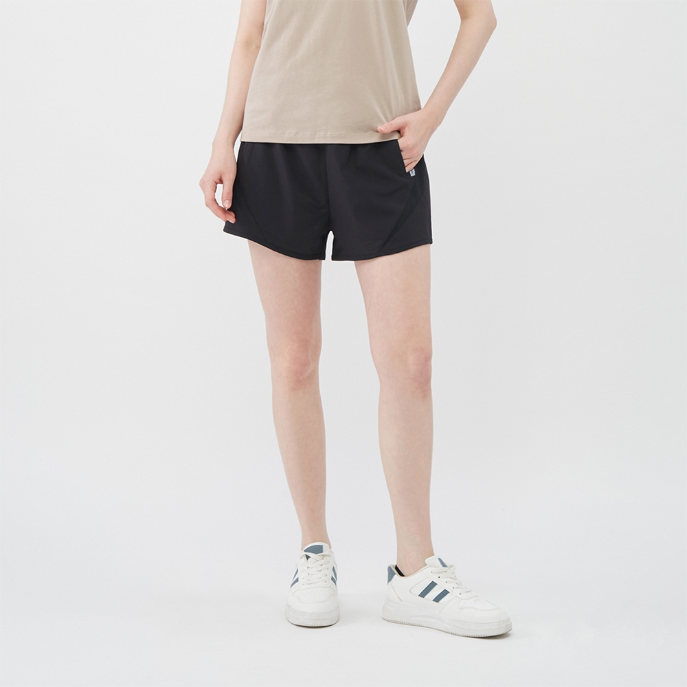 GIORDANO 女裝3M修身運動短褲 G-MOTION系列 - 01 隕石黑