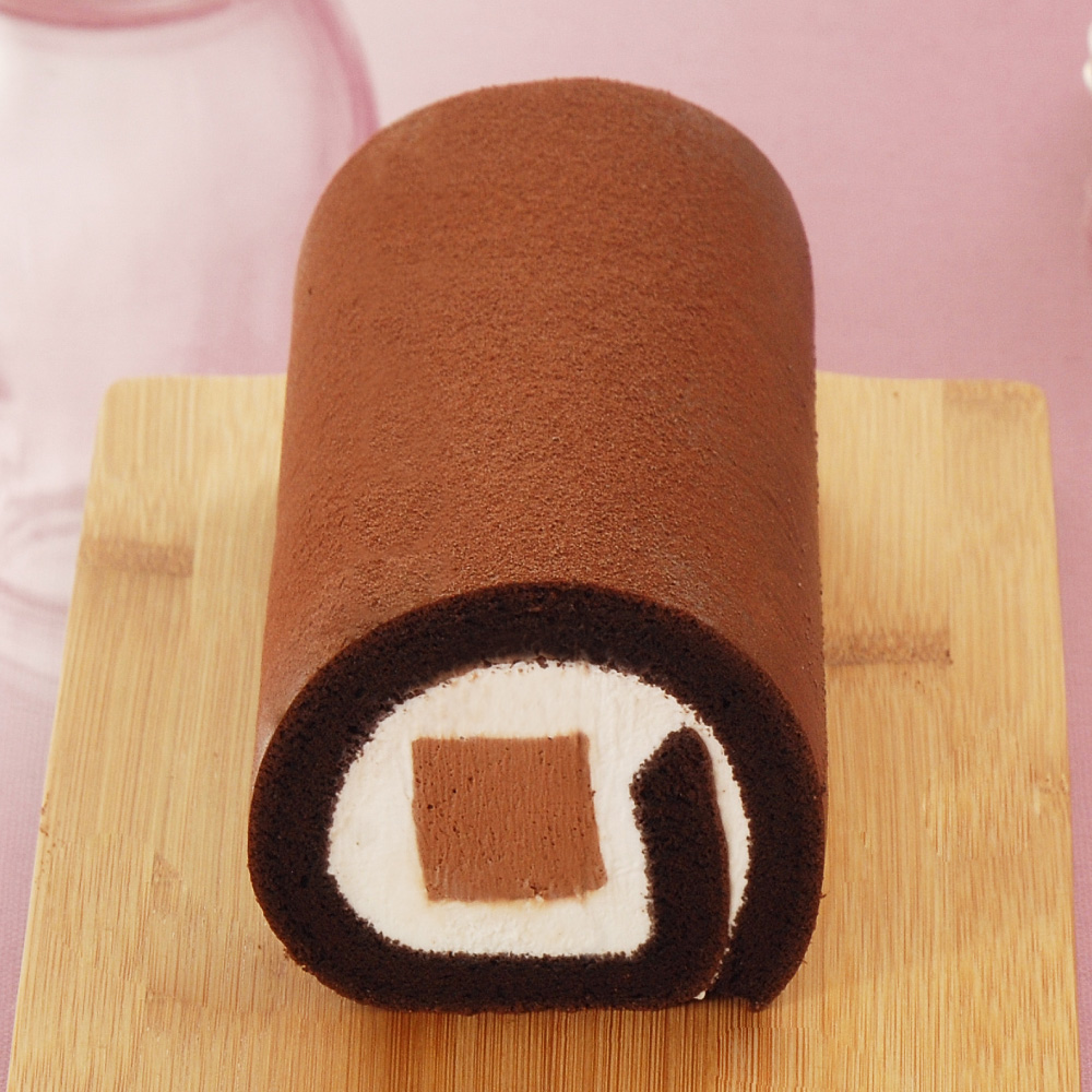 亞尼克生乳捲 巧克力雪糕+北海道泡芙蛋糕+生乳蒸布丁1盒 product image 1