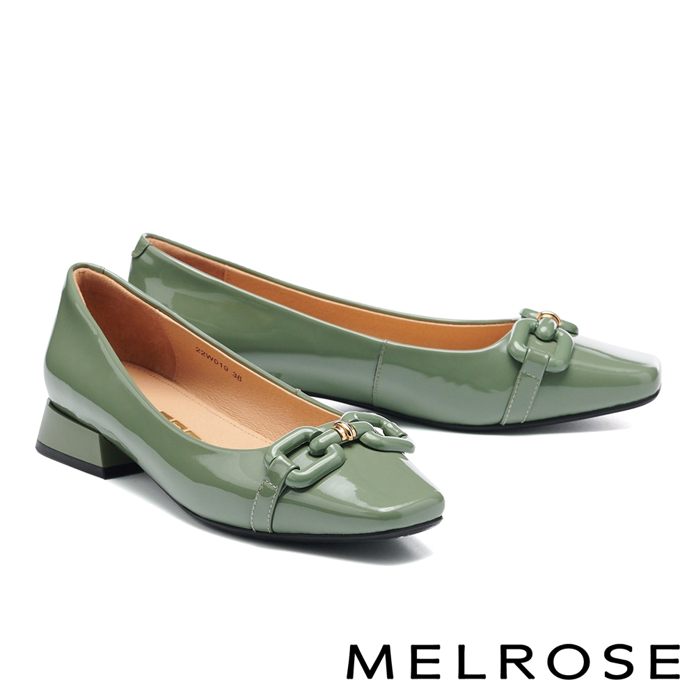 低跟鞋 MELROSE 經典知性飾釦亮感全真皮方頭低跟鞋－綠