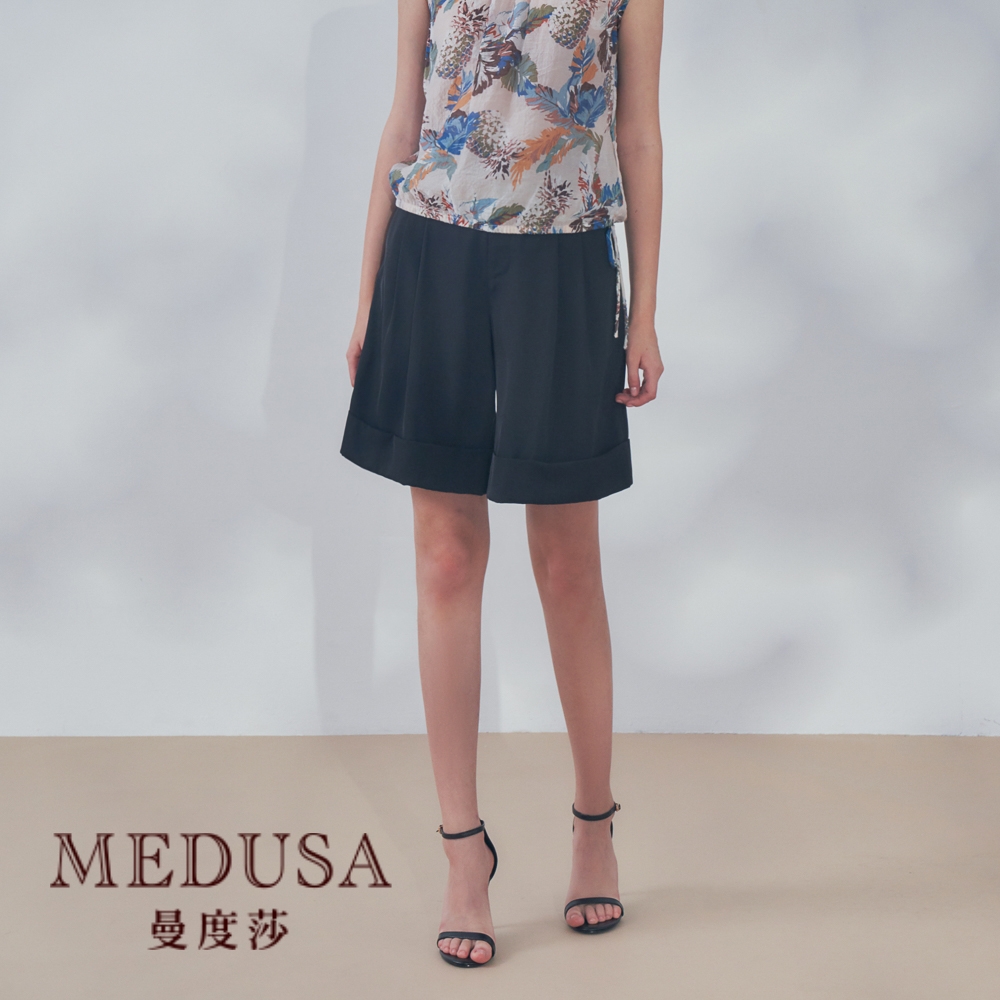 現貨【MEDUSA 曼度莎】垂墜感 反褶及膝西裝短褲（M-XL）｜女短褲 女西裝褲 及膝短褲