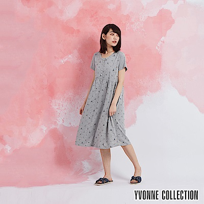 YVONNE 以旺娃娃印花半開襟短袖洋裝-淺灰