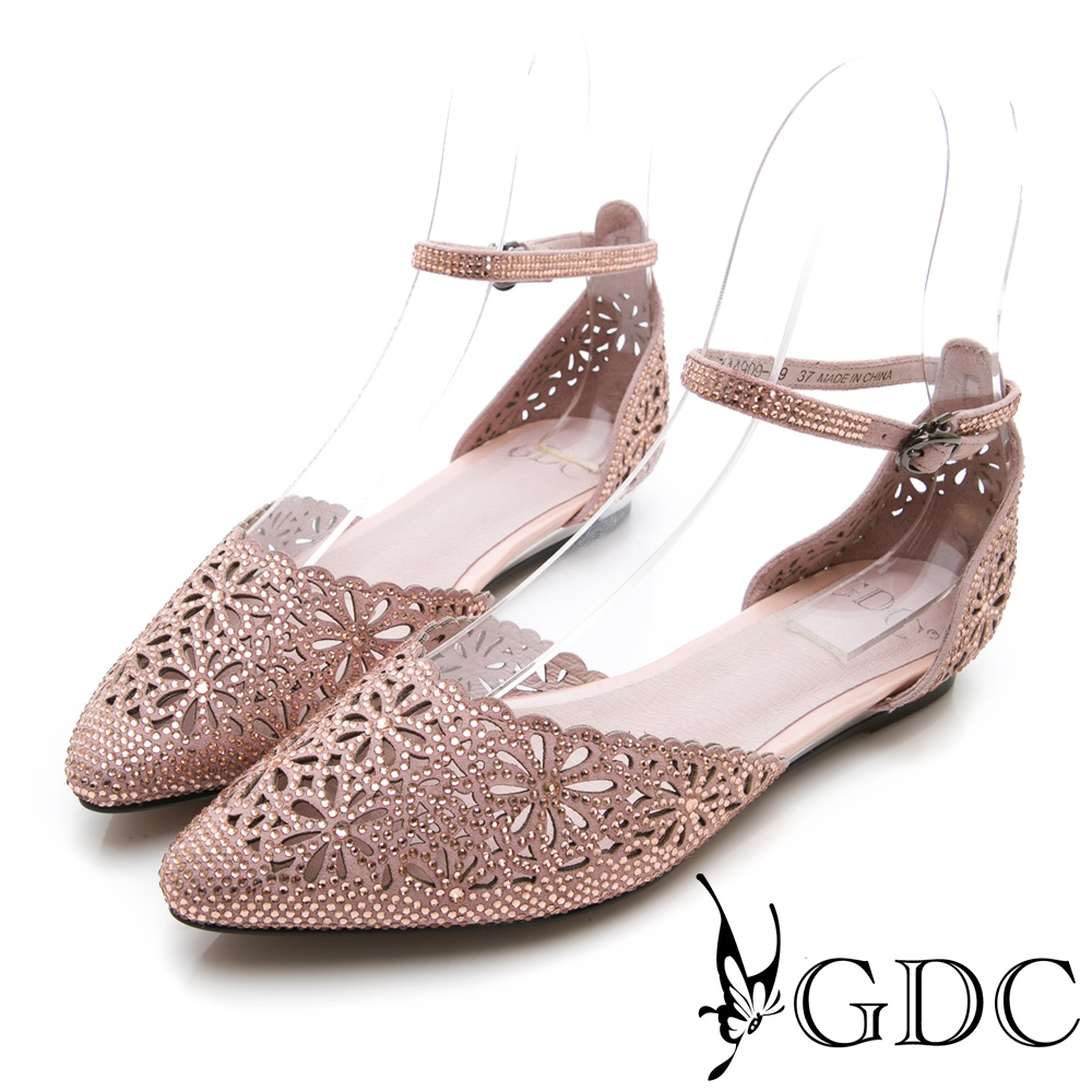 GDC-尖頭簍空水鑽甜美後包涼鞋-裸色