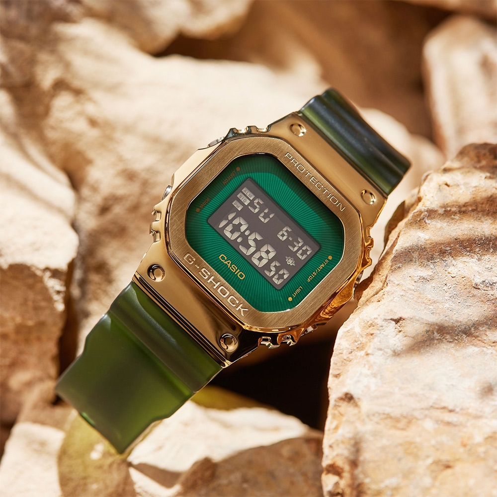 CASIO 卡西歐 G-SHOCK 沙漠綠洲 半透明電子錶 送禮推薦 GM-5600CL-3