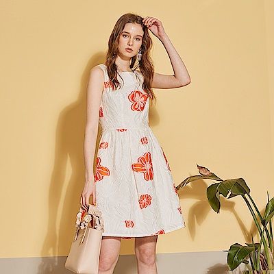 Haute Couture 高定系 精緻3D進口絲製提花禮服洋裝-燕麥杏色