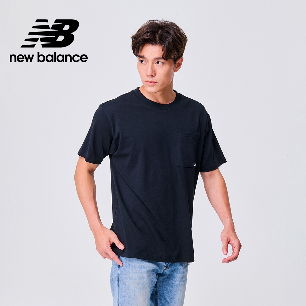 [New Balance]圓領親膚□袋短袖上衣_男性_黑色_MT31542BK