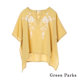 Green Parks 刺繡花朵喇叭袖口上衣