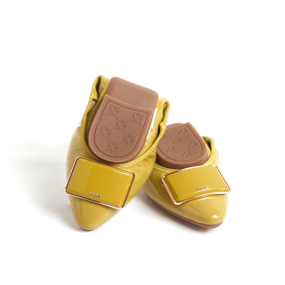 viina 珍妮絲-1-全真皮漆亮面尖頭摺疊平底娃娃鞋-黃(版型偏小1碼) product image 1
