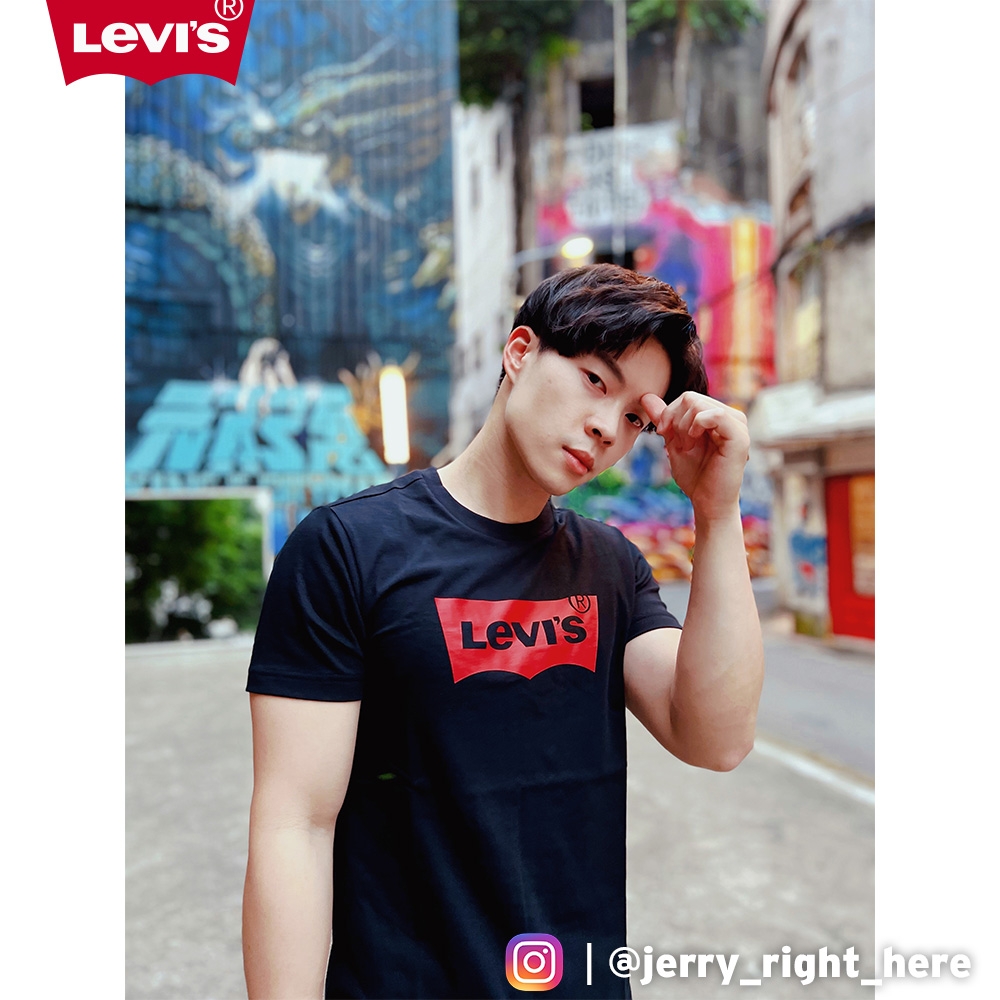 Levis 男款 重磅短袖T恤 / 修身版型 / 經典Logo / 210GSM厚棉 黑