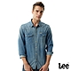 Lee 男款 經典背後印花長袖牛仔襯衫 中淺藍洗水｜Modern product thumbnail 1