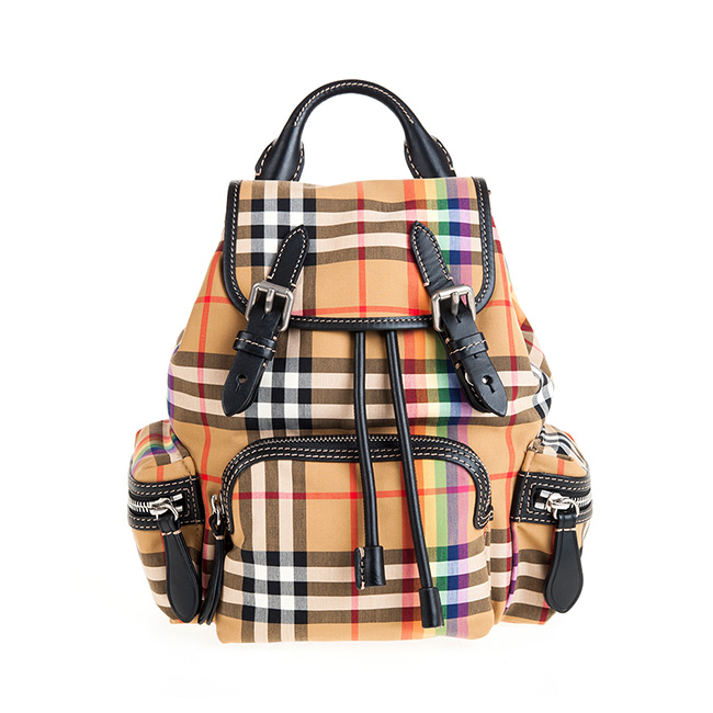 BURBERRY The Rucksack Vintage 格紋小型斜背式軍旅背包(彩虹)