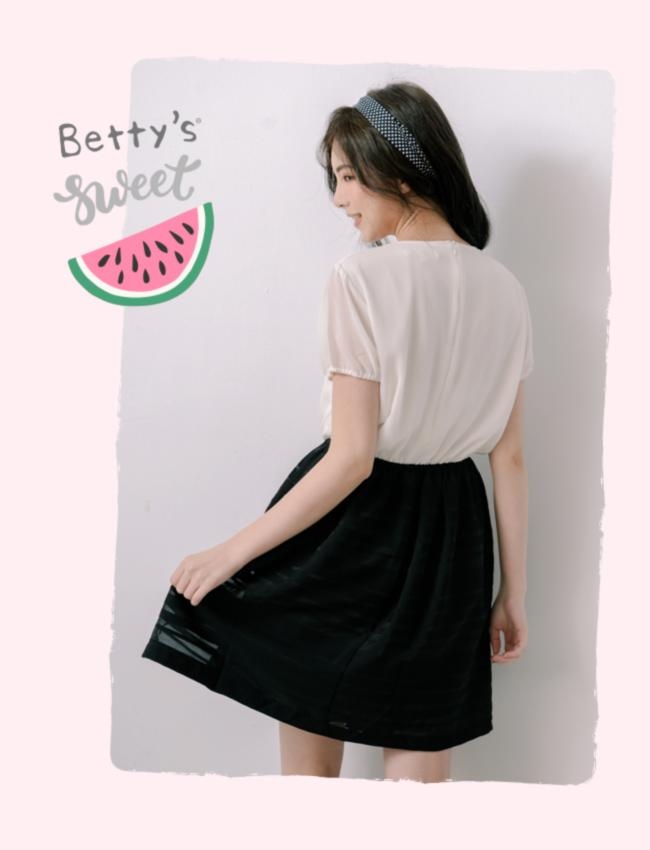 betty’s貝蒂思　公主袖縮腰配色雪紡洋裝(黑色)