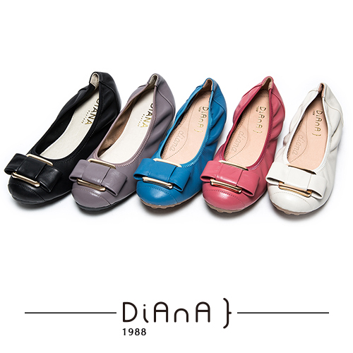 DIANA 都市歐風-方釦蝴蝶結真皮圓頭平底娃娃鞋-米白