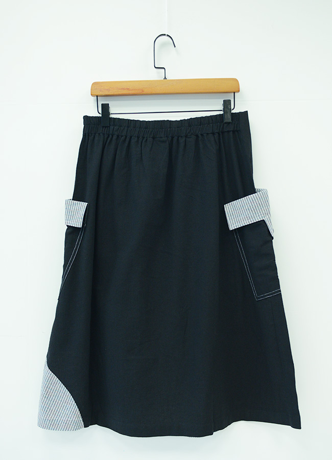 gozo 日系線條拼布造型膝下裙(二色)