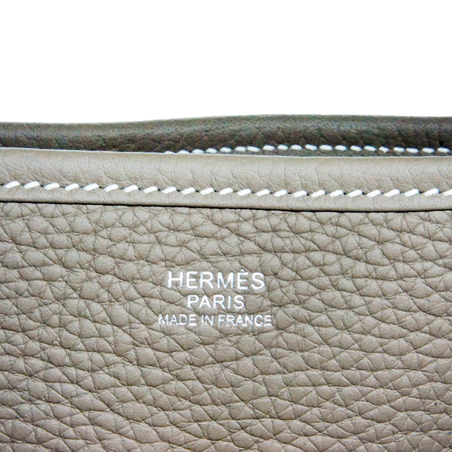 HERMES Evelyne TOGO鏤空洞洞H LOGO肩背包(29CM-大象灰)